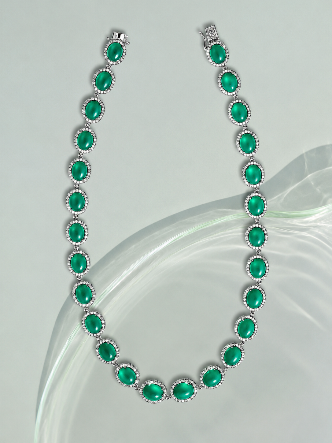 Emerald Meets Pearl Layered Necklace Set
