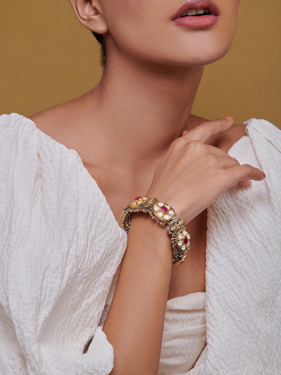  Miera Kundan And Red Stone Bangles