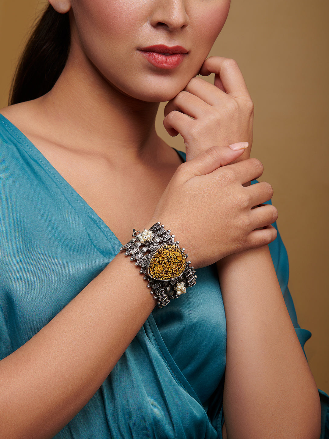  Aria Oxidised Vintage Enamled Bracelet
