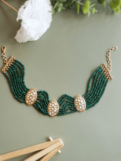  Miera Green Stones And Kundan Choker