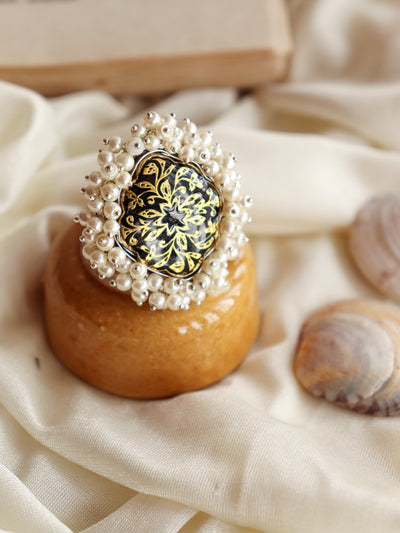  Aria Oxidised Vintage Enameled Pearl Embellished Ring