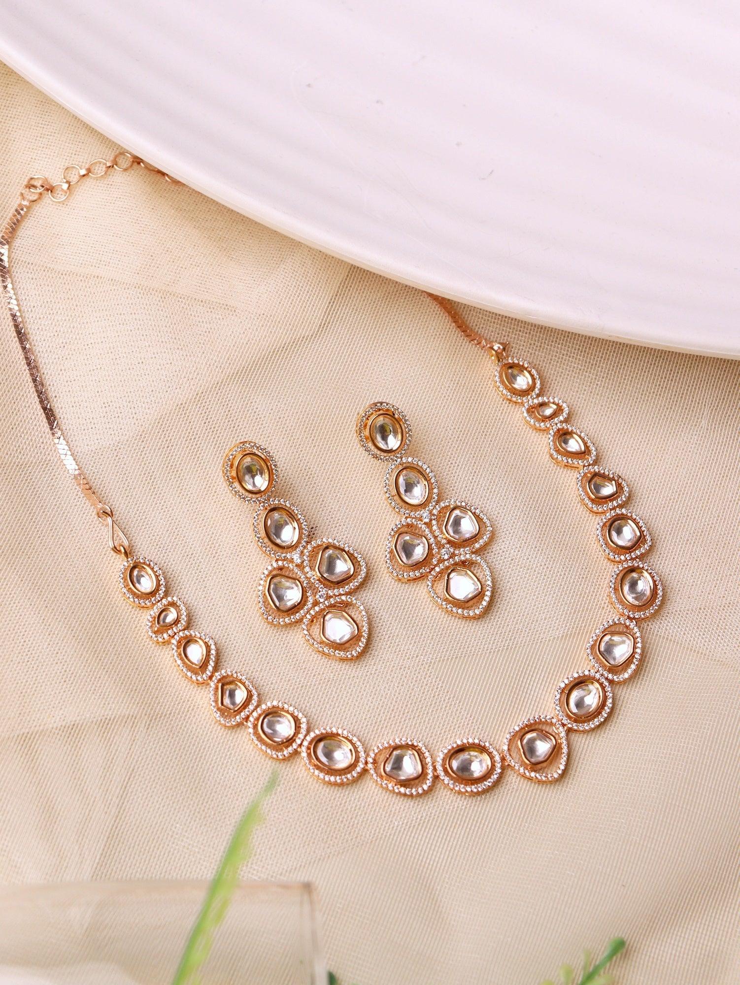 Meira "A String of Kundan Necklace" Set 
