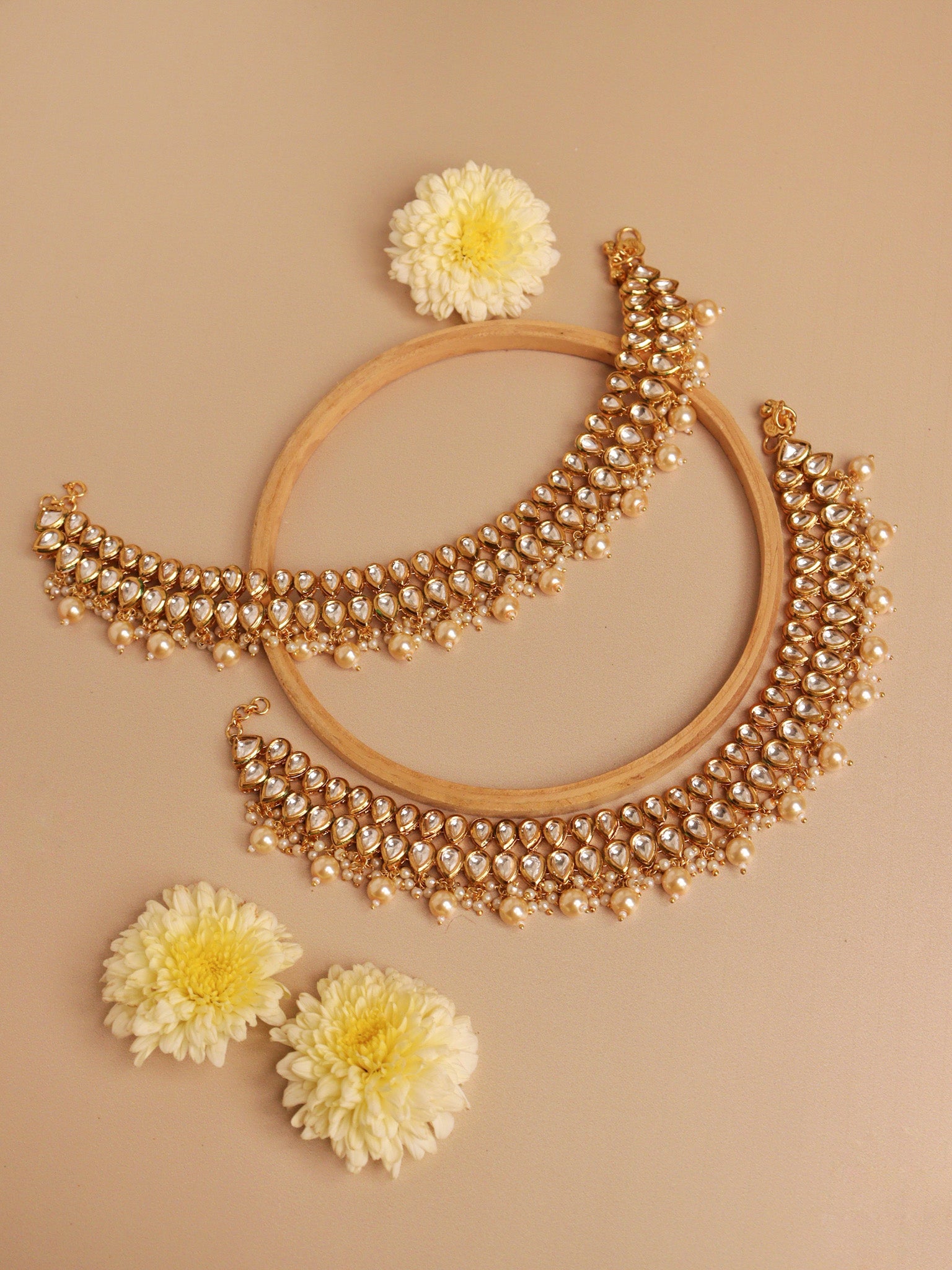 Dual layared Kundan and Pearl Studded Anklet 