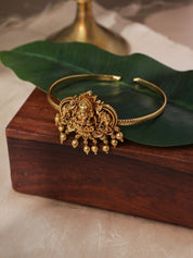 Divine Laxmi Vanaki Armcuff