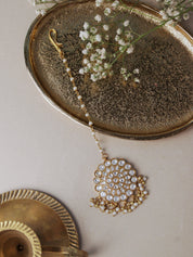 Moon in Bloom Polki Maang Tikka