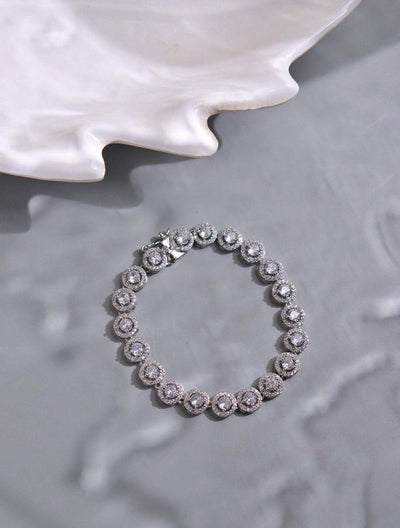  Diamante Gleaming Halo Cubic Zirconia Bracelet