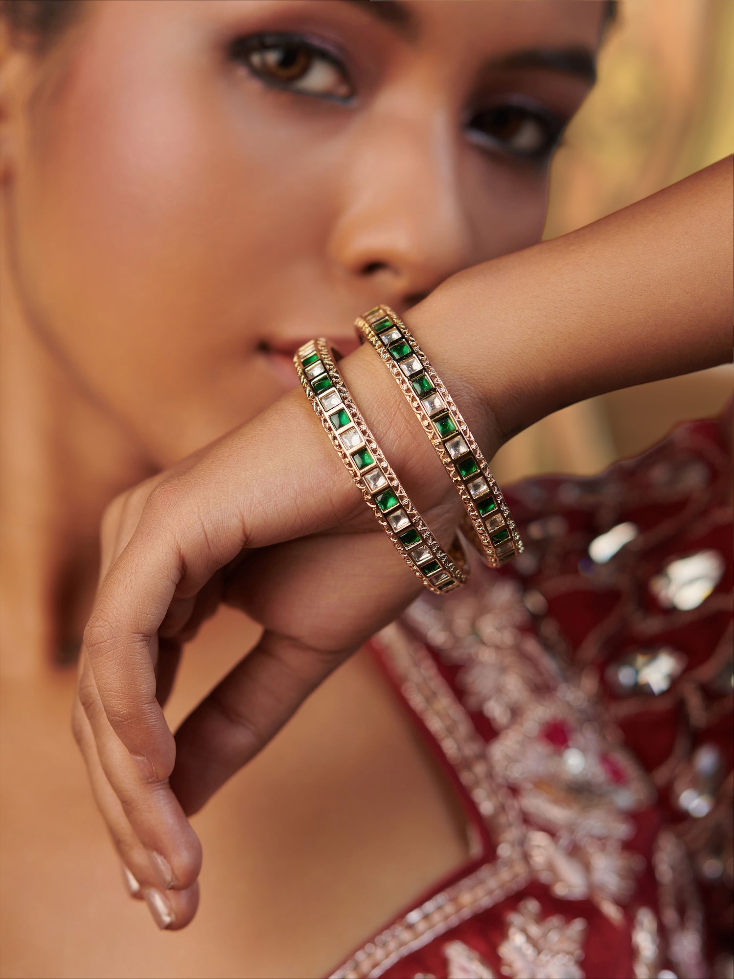 Radiant Emerald and Kundan Studded Bangle 