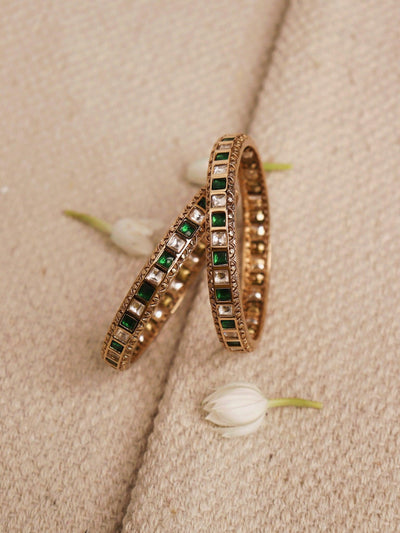Radiant Emerald and Kundan Studded Bangle 