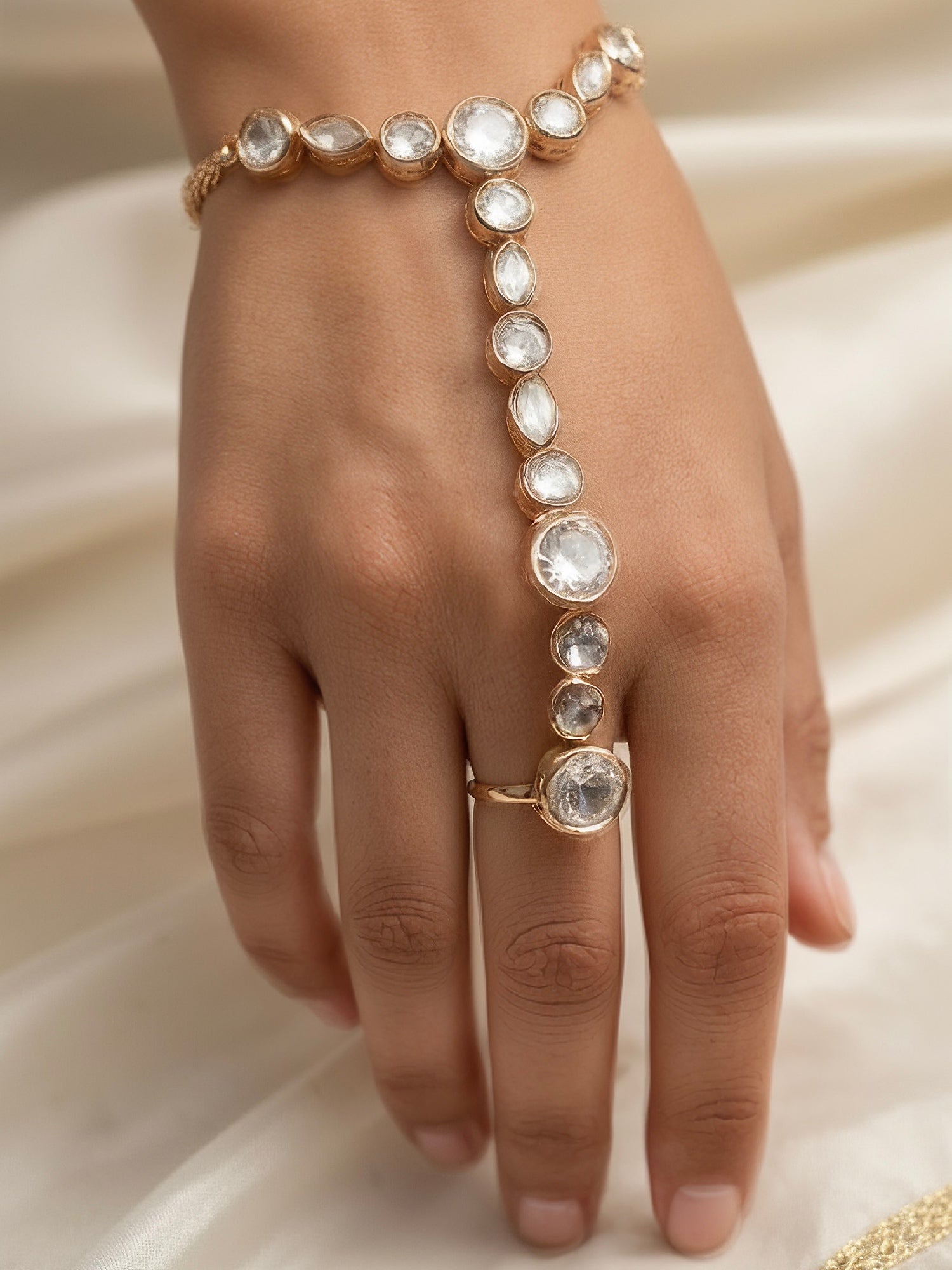 Classic Uncut Kudan Hathphool Pair