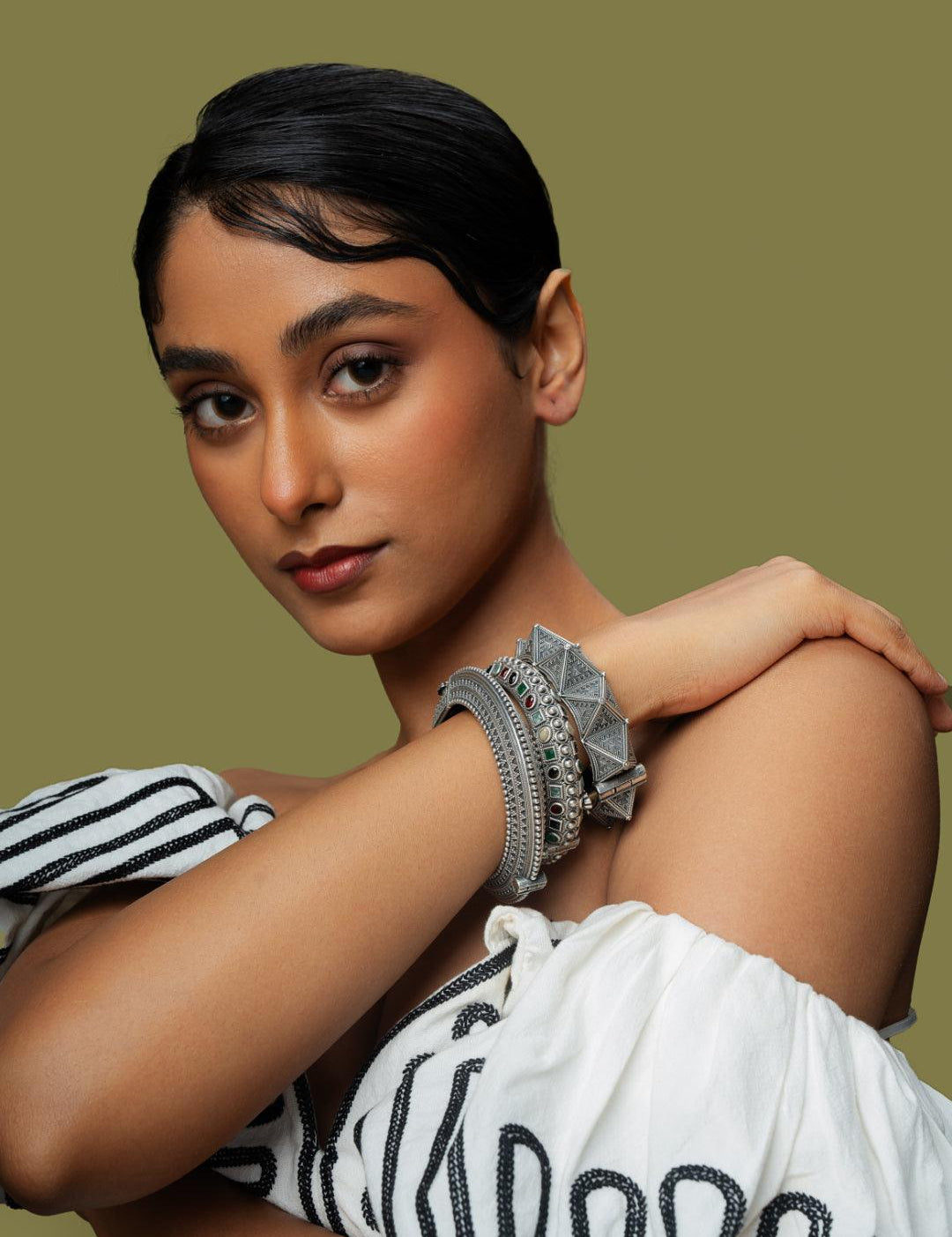 Oxidized Tribal Kada Set