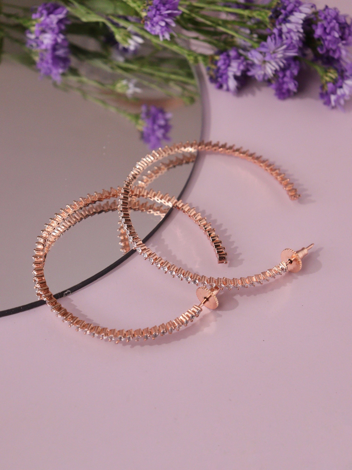 Fashion New Design Circle Shape Earring Rose Gold Plated Retro Style Twist  Round Women Hoop Earrings Jewelry Stainless Steel Wholesaler - China Big  Hoop Earrrings price | Made-in-China.com