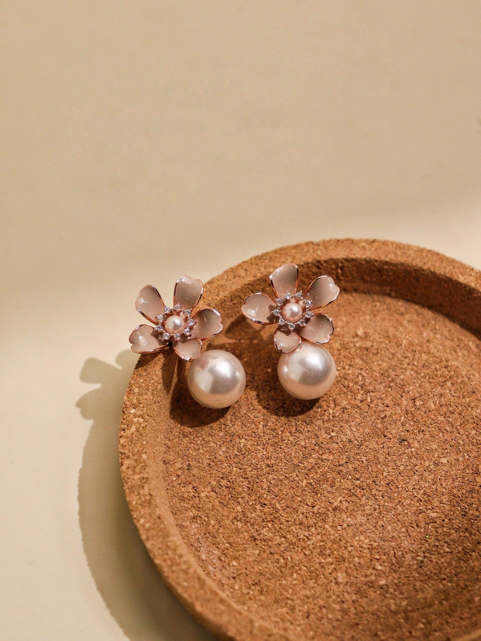  Floral Thirst Pearl Drop Earrings