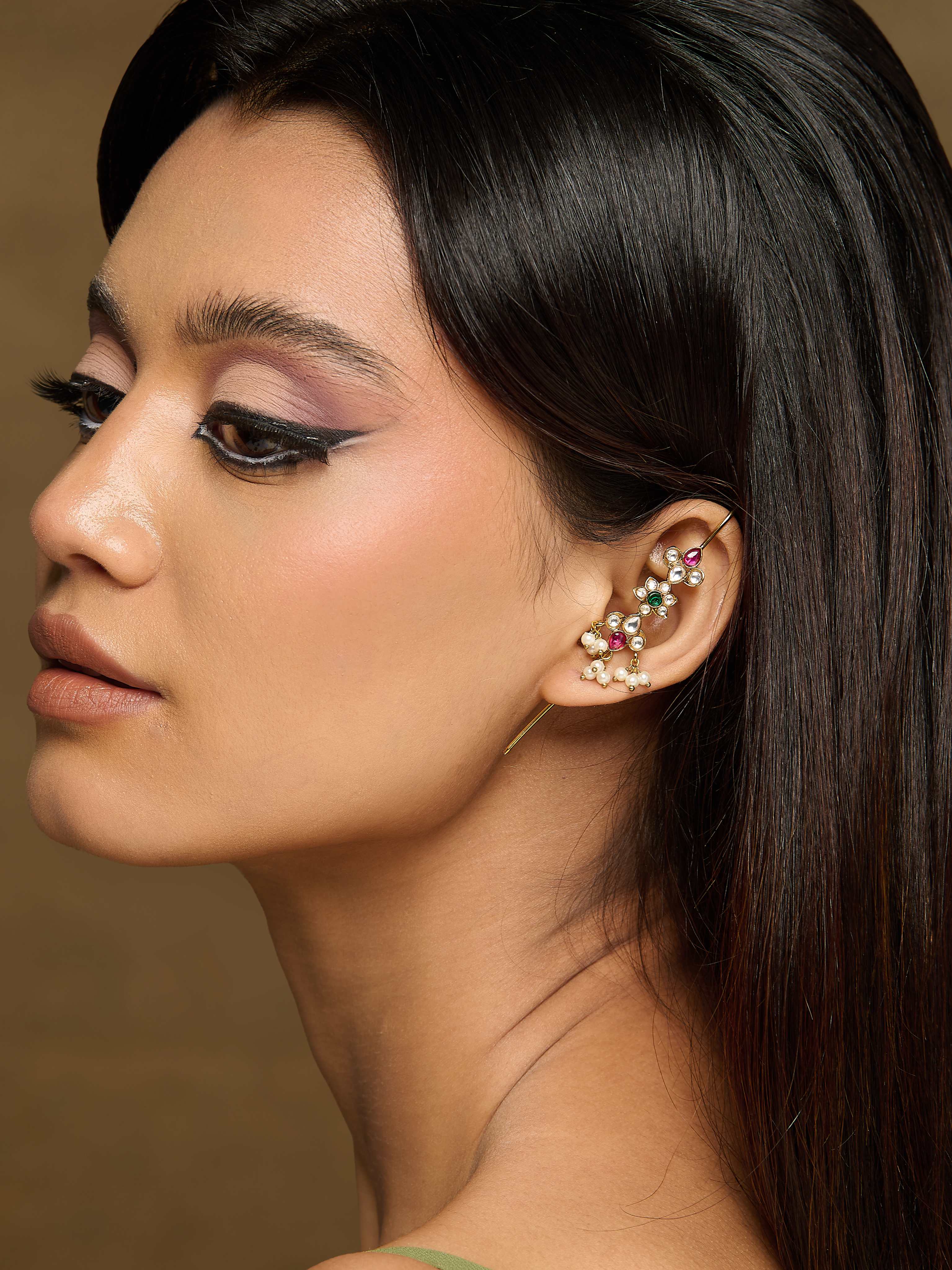 Meiraa String of Flowers Earpin