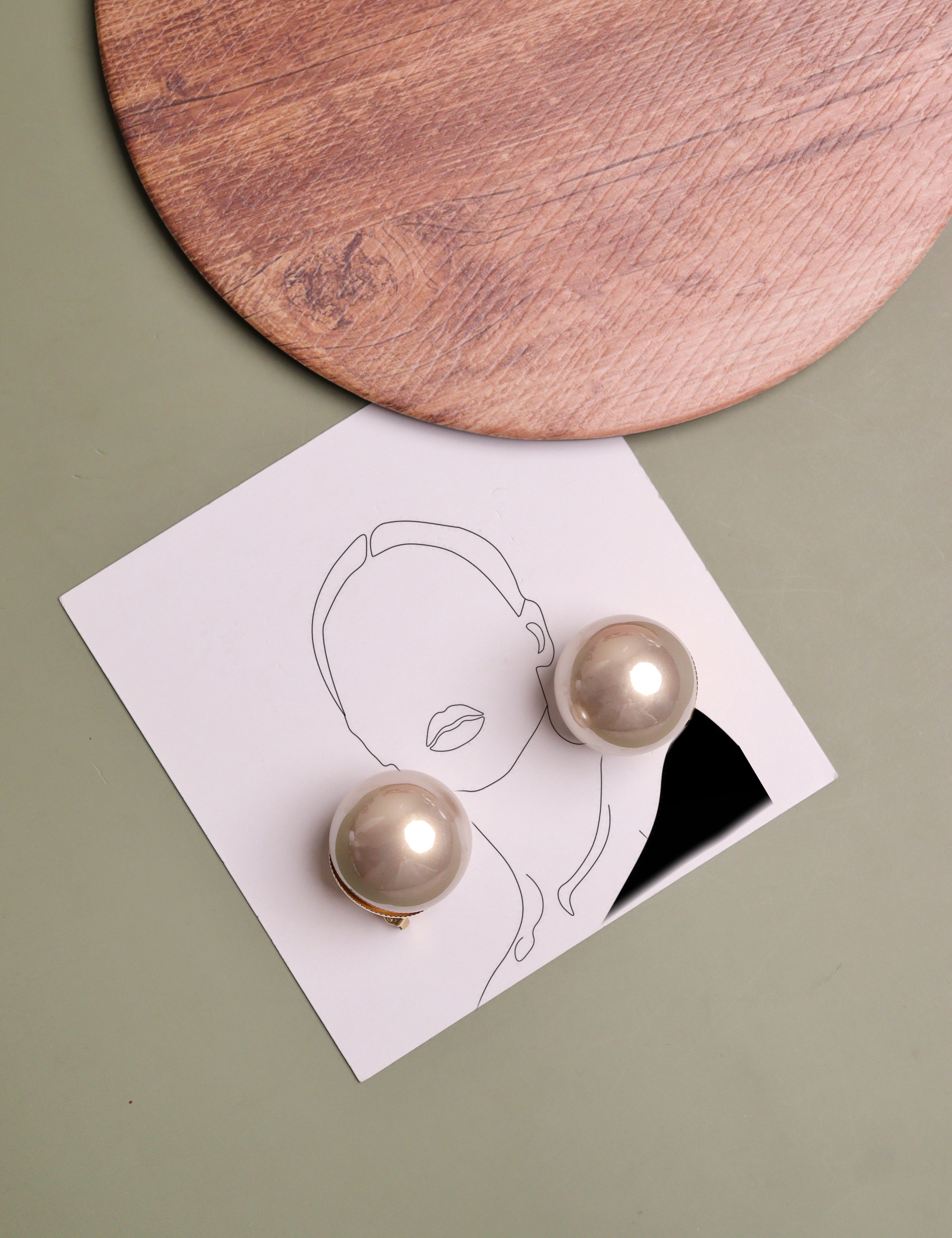 Shell Pearl Studs