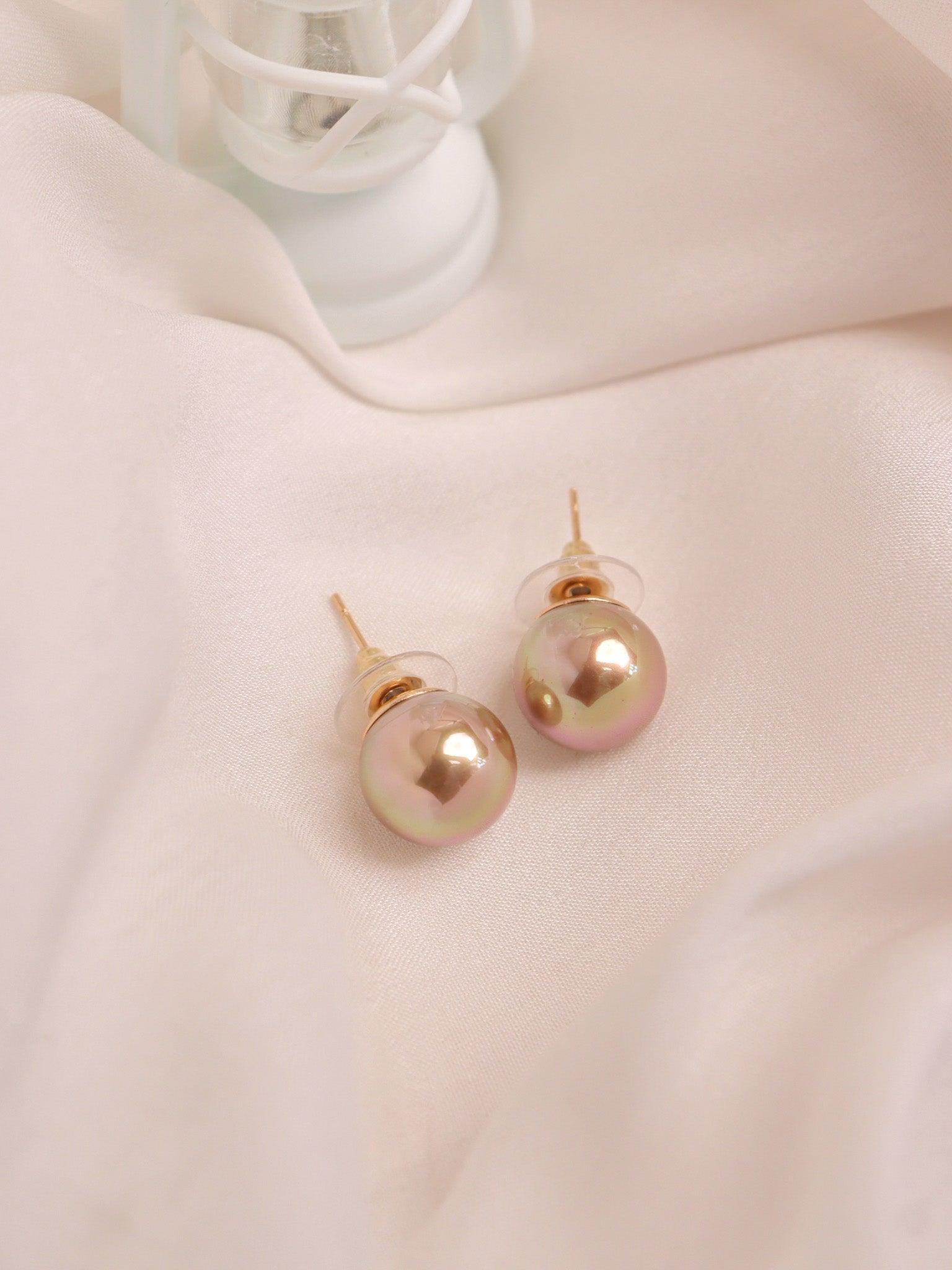 The Pearl Story - Champagne Pearl Stud Earrings 