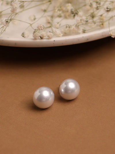 The Pearl Story - Moon White Half Pearl Stud Earrings 