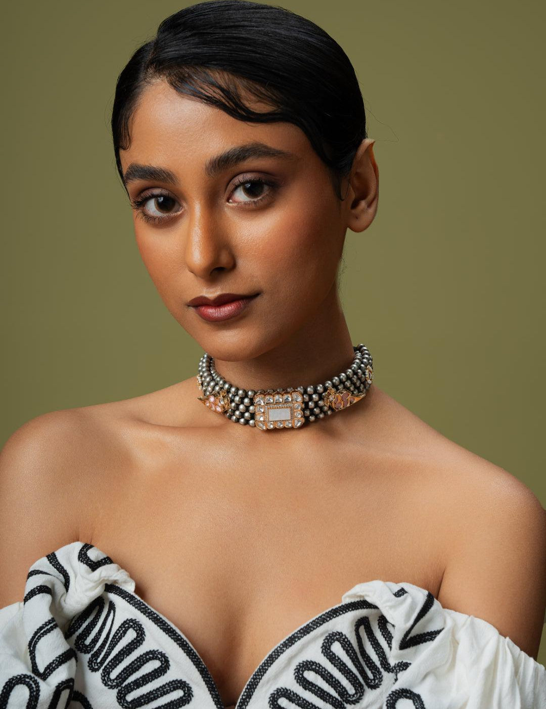 Oxidised Parrot Motif Choker