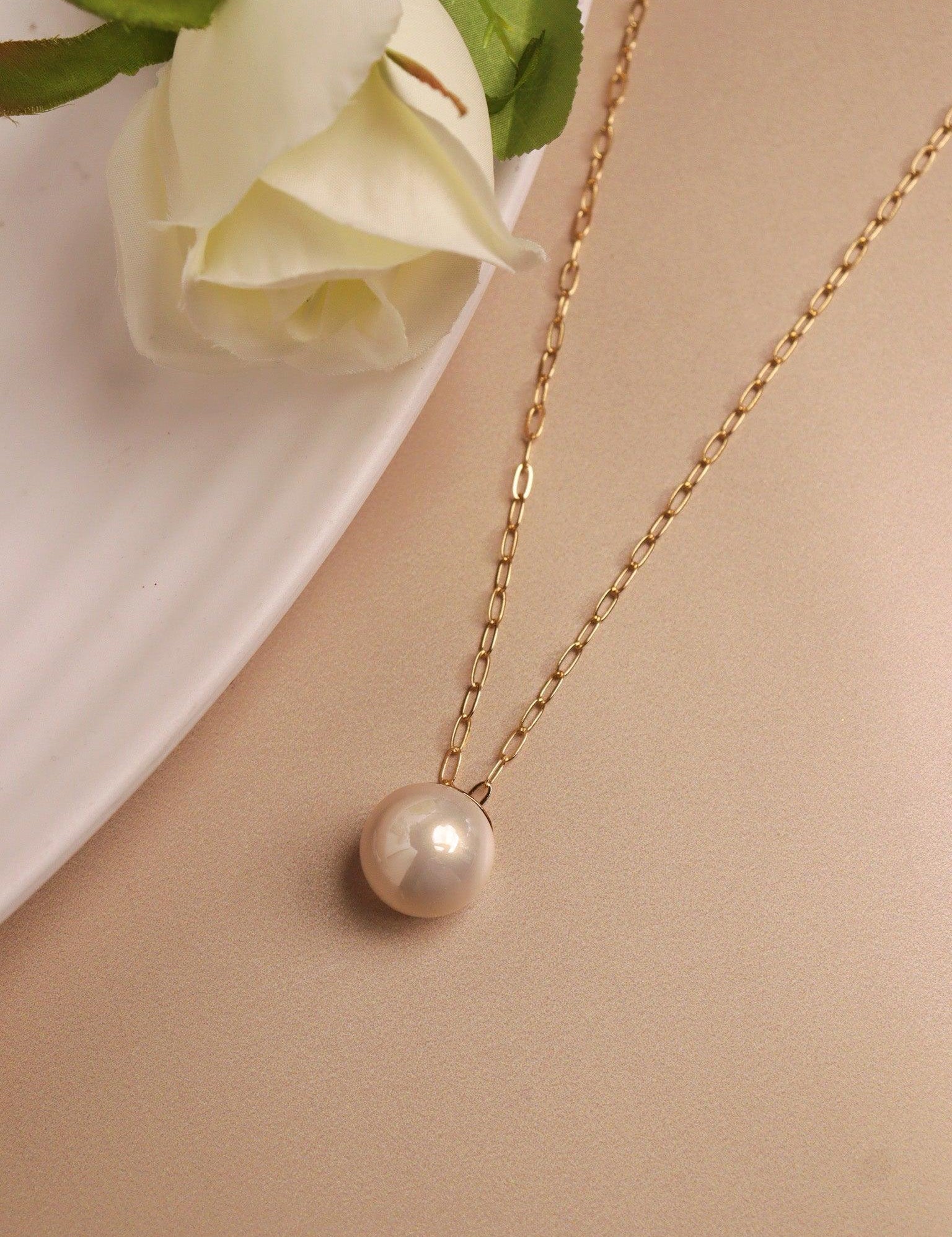 Pearl Necklace