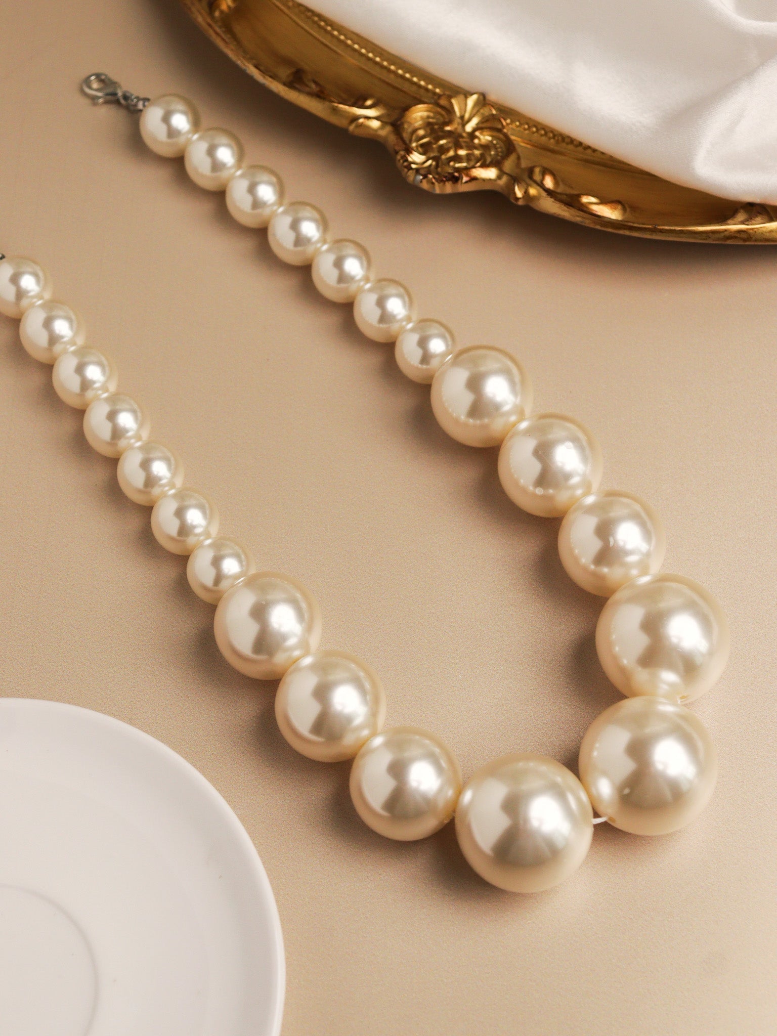 The Pearl Story - Drops of Oyster Pearl Necklace 