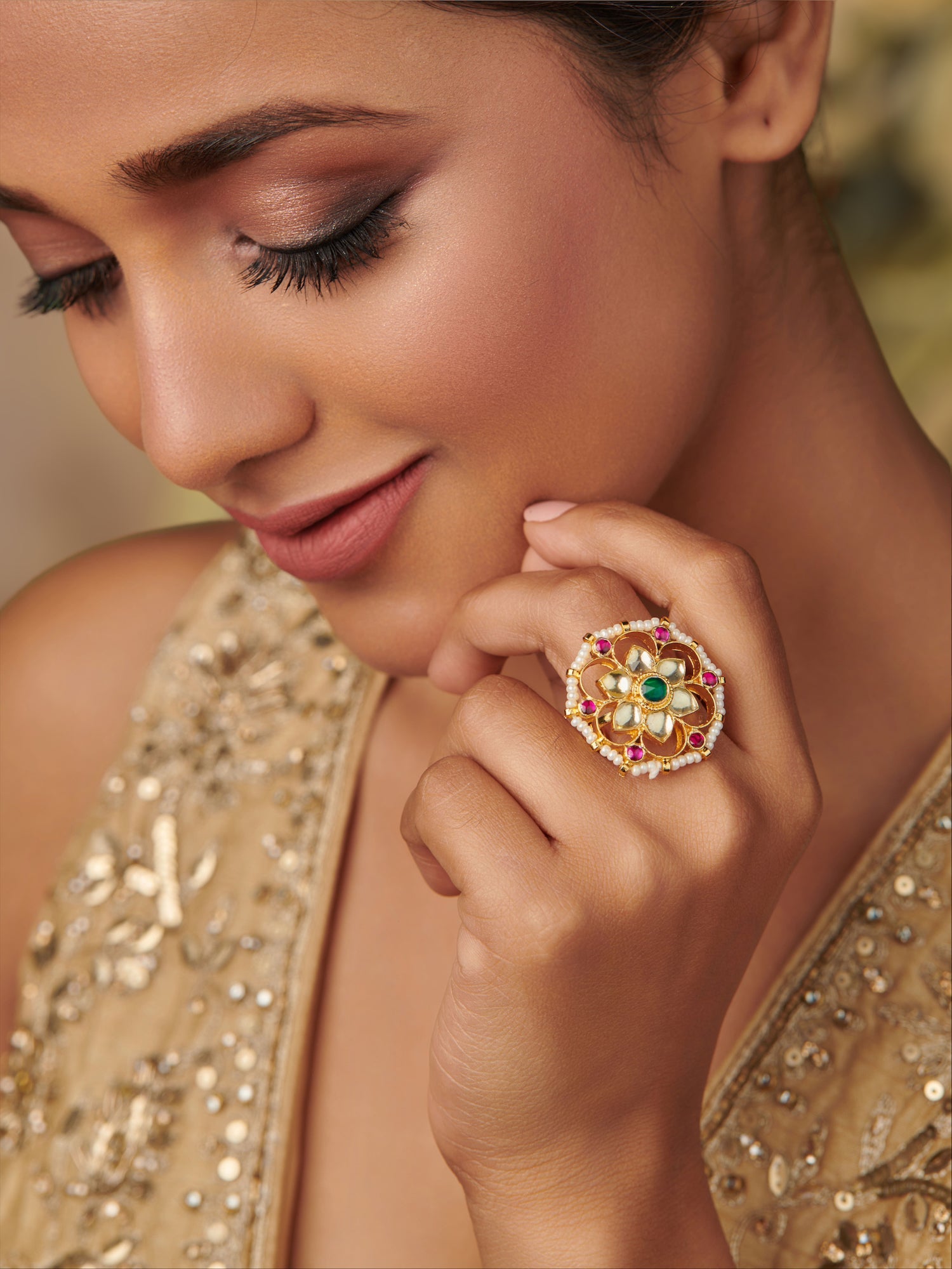 Golden Floral Magic Ring – GIVA Jewellery