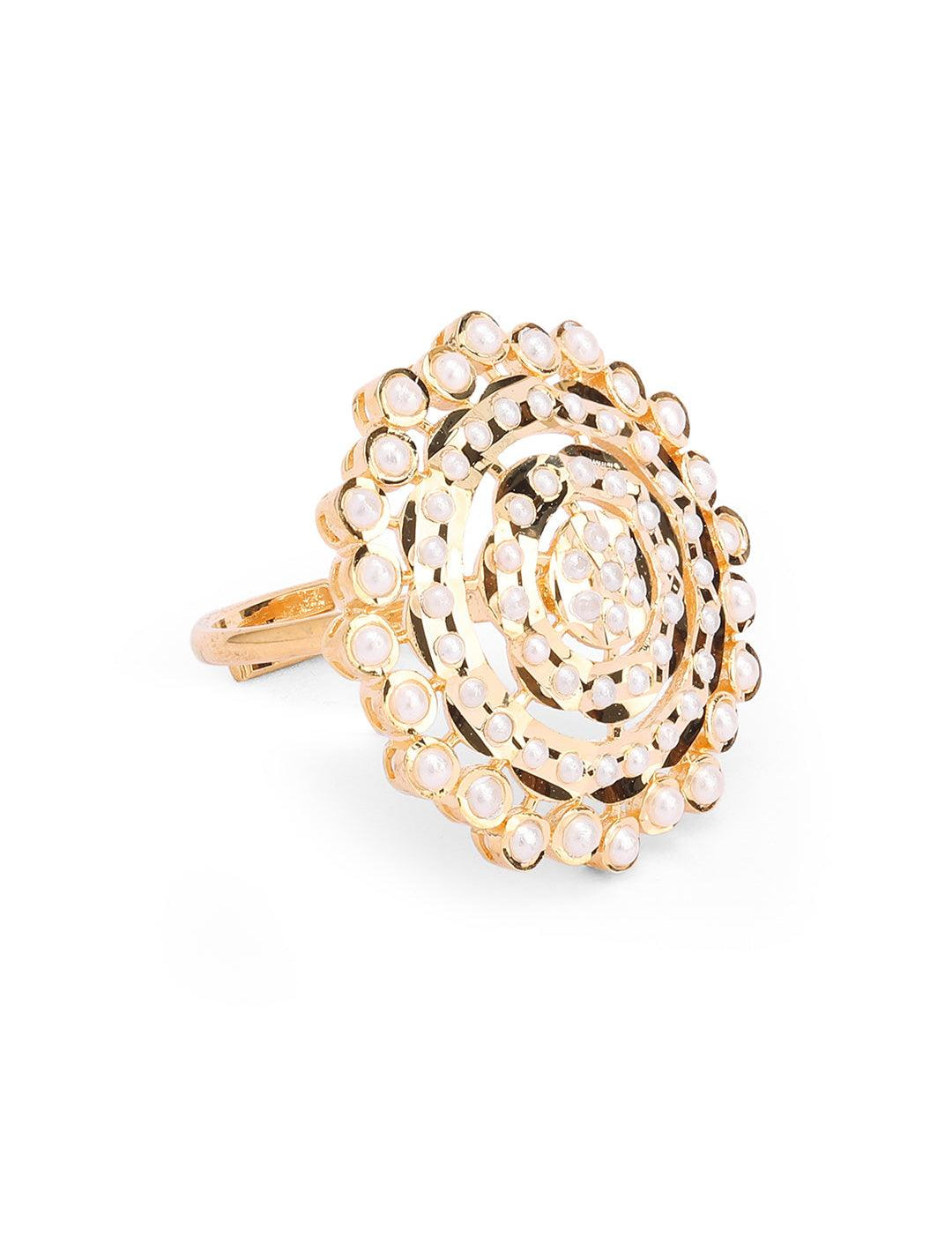 Golden Jadau Statement Ring