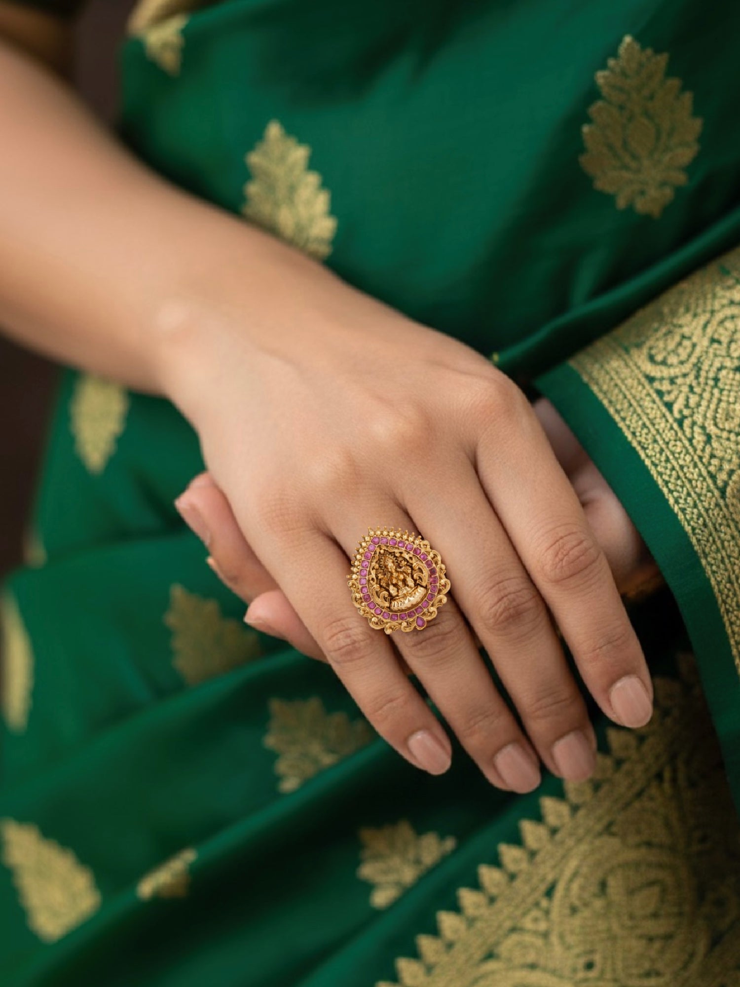 The Halo Laxmi Ring