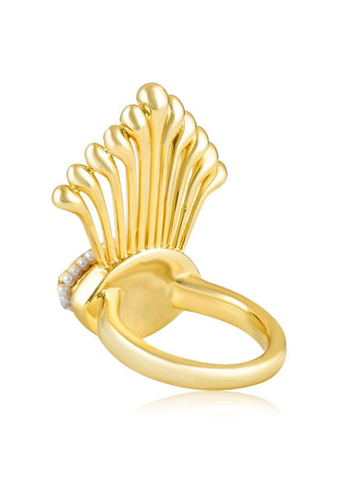 Aina Streax of Gold Green Ring 