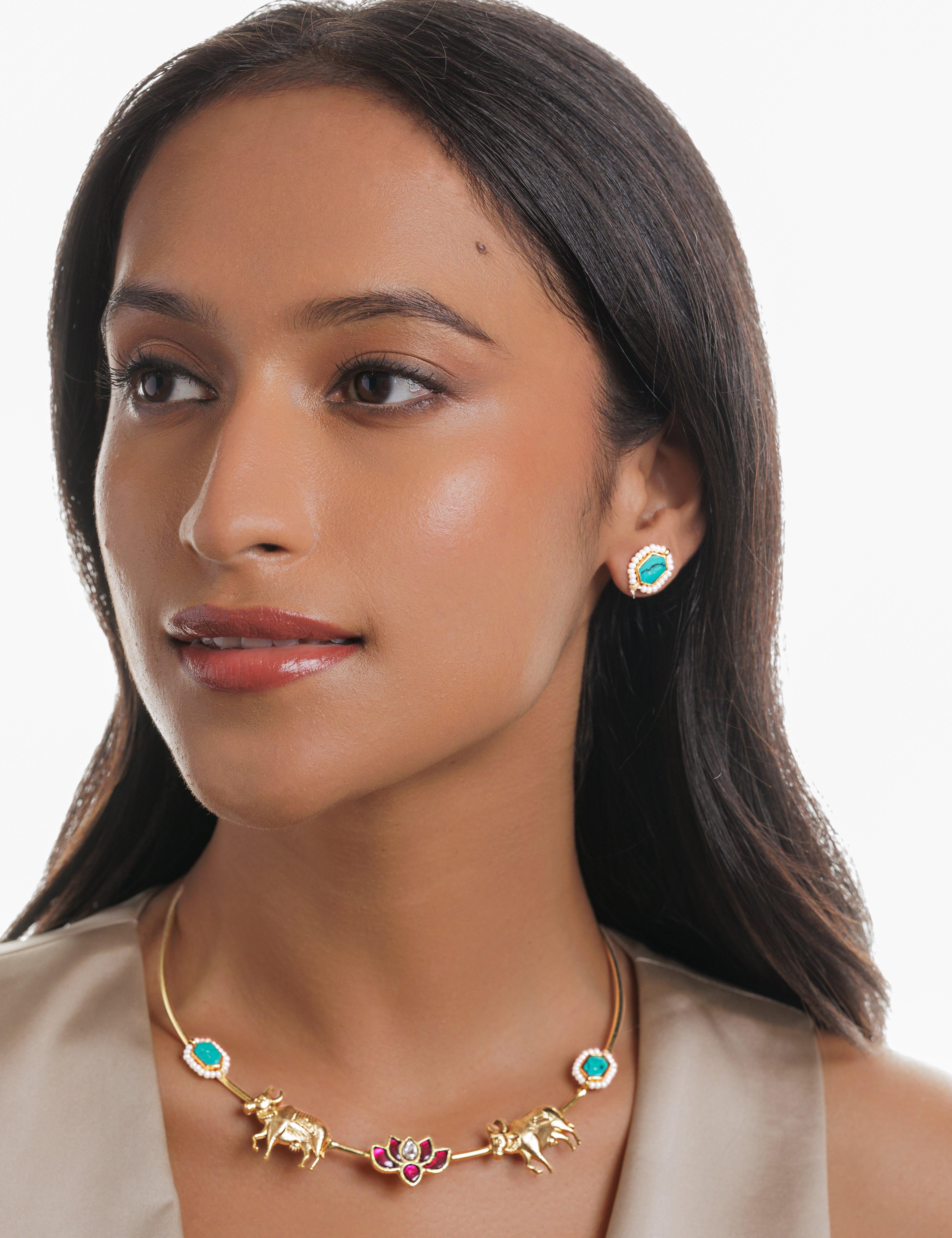 Lotus Hasli Necklace