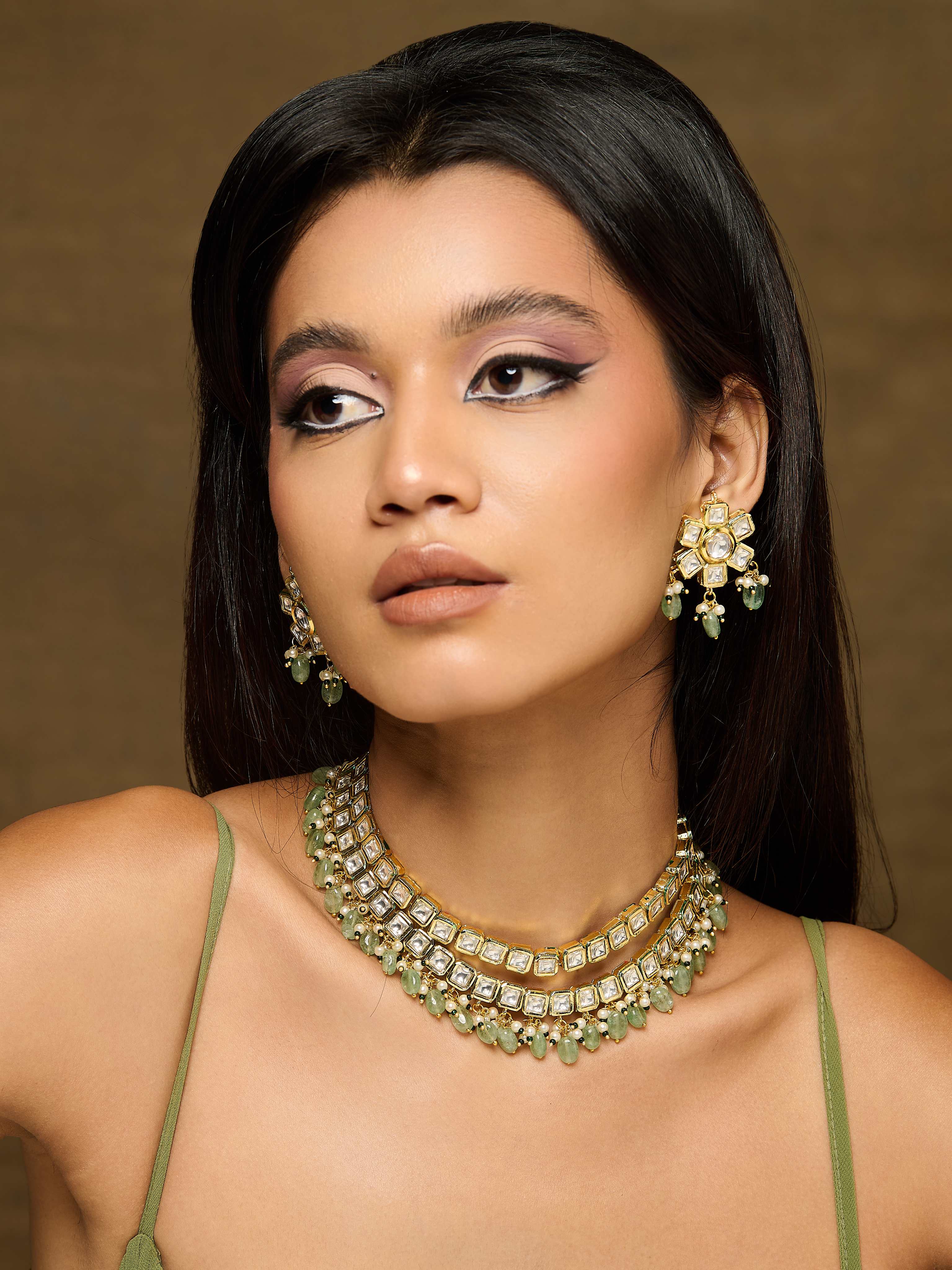 Glistening Jade Droplet Kundan Necklace Set