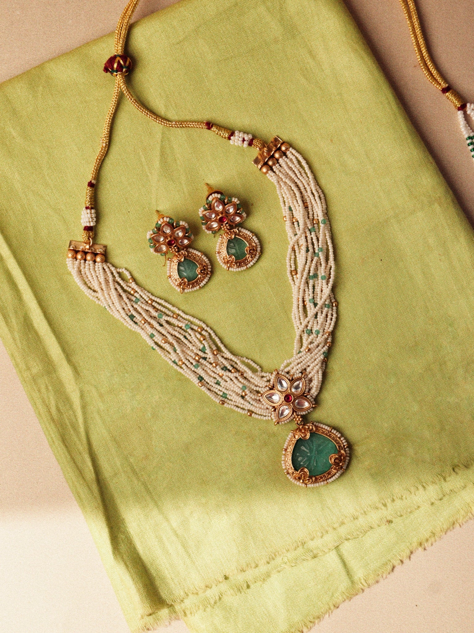 Meiraa Gilded Jade Pearly Choker Set