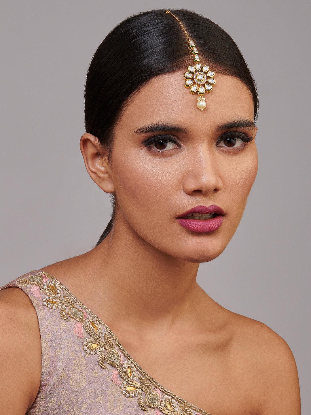 Miera Kundan And Gold Embellished Maang Teeka With Pearls - Default Title (FAE15) 