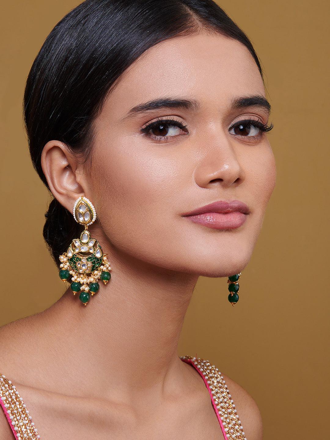 Miera Kundan And Pearls Embellished With Green Stones Chandbali Earrings - Default Title (FEE209) 