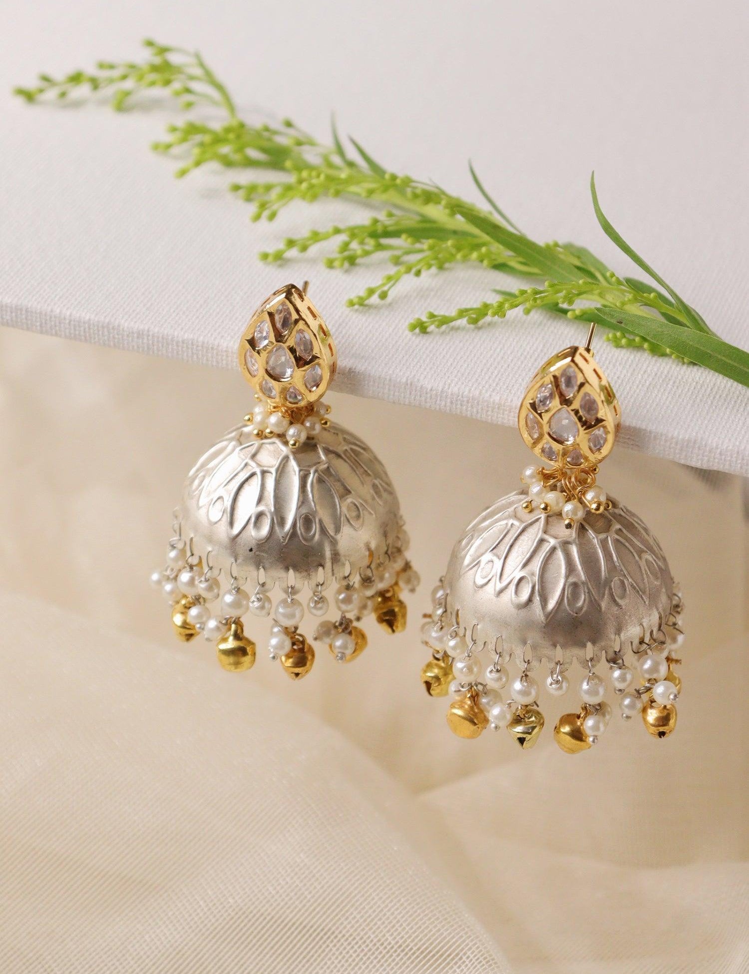 Jhumki Earrings with Kundan